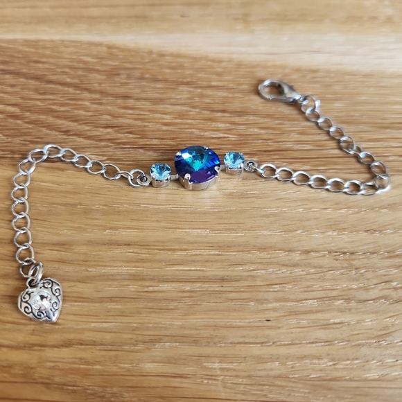 Blue Crystals & Silver Chain Bracelet, Hand Crafted - Picture 8 of 12